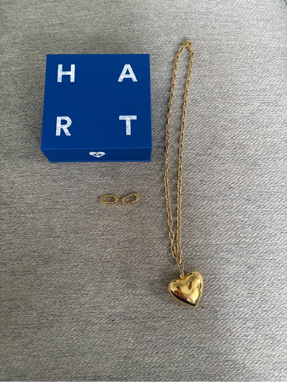 HART hart hagerty Gold Heart Pendant Necklace with Twisted Chain